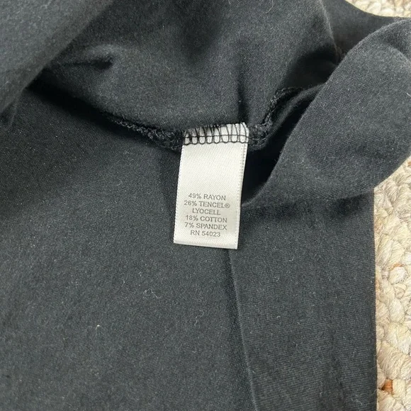 Banana Republic Black Short Sleeve Cross Front Cap Sleeve Blouse Womens Size S - Picture 6 of 9